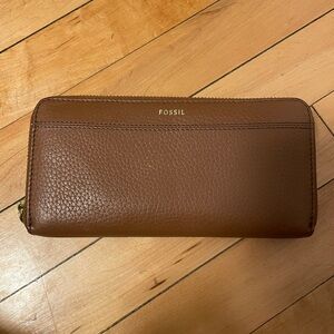 Fossil Brown Leather Women's Wallet